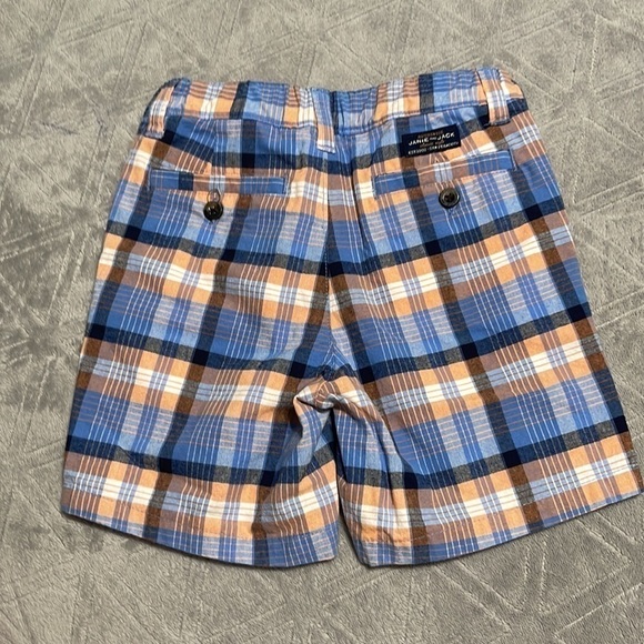 Plaid shorts - Picture 3 of 4